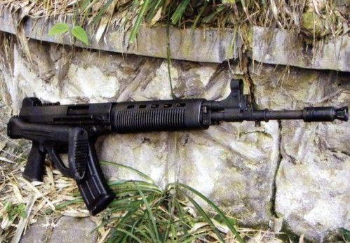 国产步枪03式射击视频,精准射击展现我国军工实力