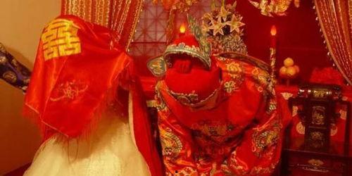 国产结婚闹洞房视频下载,欢乐瞬间，传统习俗新演绎